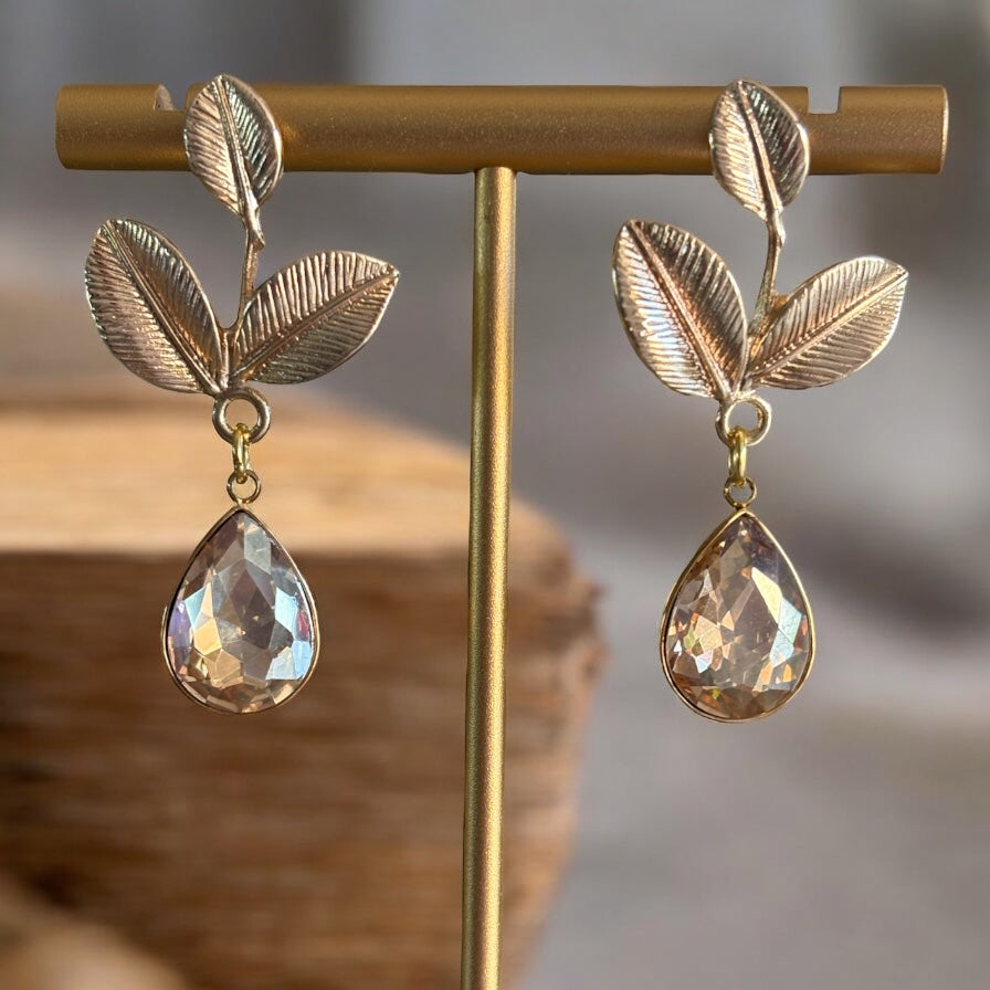 Leaflight Elegance