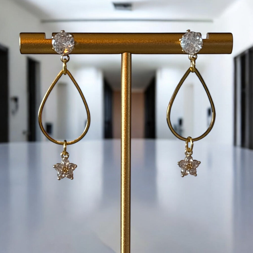 Stellar Teardrop Sparkles